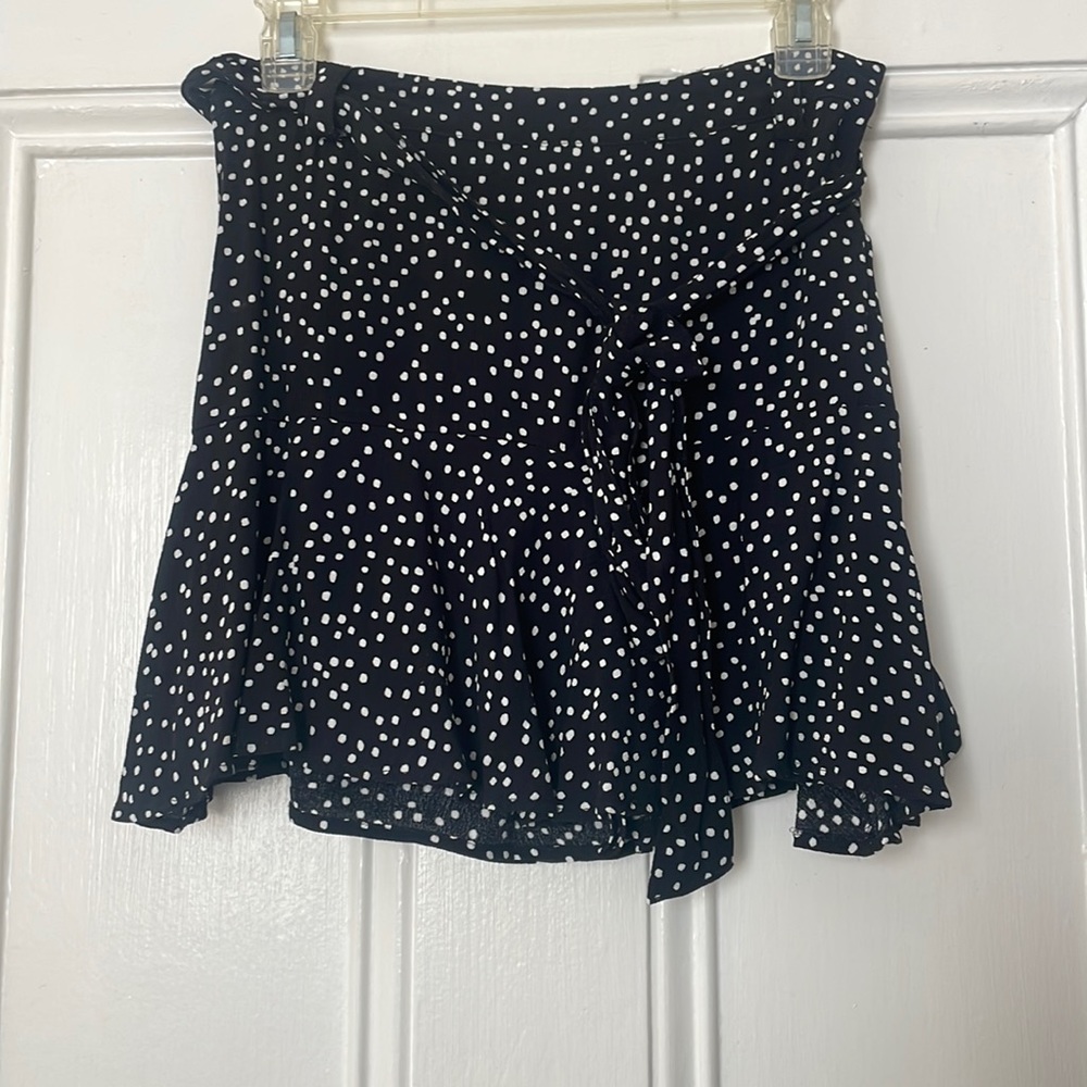 Black and White Skort